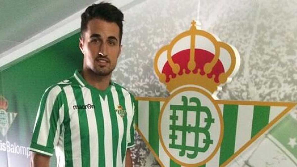 Casado, en su presentación con el Betis. | EL DESMARQUE