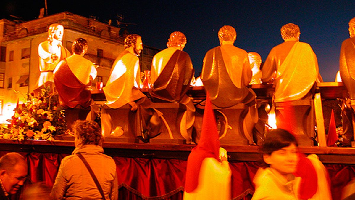 Una de las procesiones de la Semana Santa de Ponferrada.