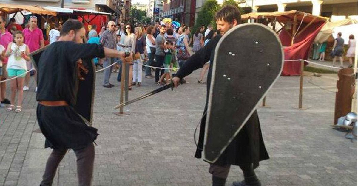 Combate en la pasada Fiesta Templaria en Ponferrada. | Caballeros de Ulver