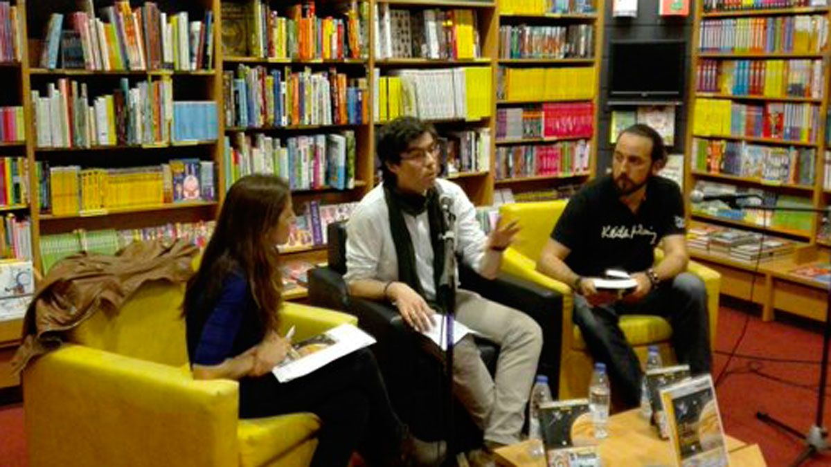 Presentación del libro del escritor berciano hace cinco años en La Casa del Libro de Ponferrada.