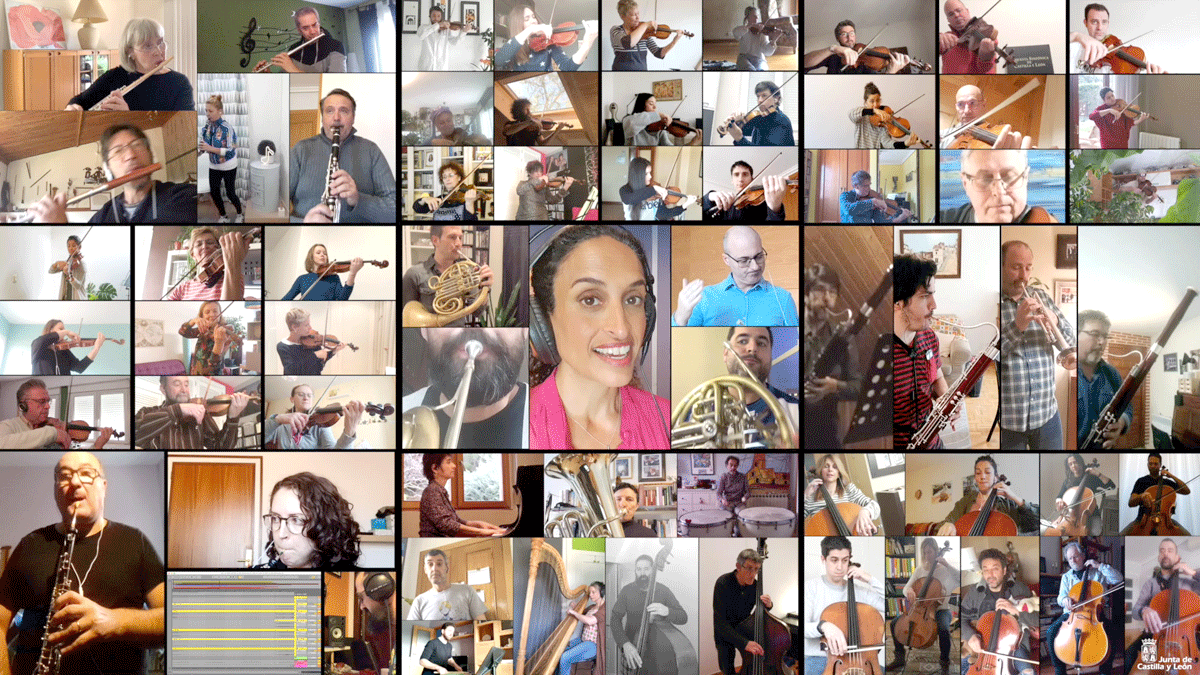 Imagen de la cantante y los componentes de la Oscyl en la grabación de 'La vida es bella'. | ICAL