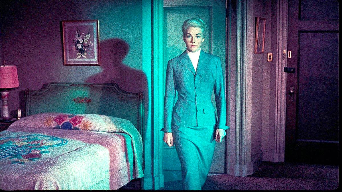 Kim Novak en la imagen ‘espectral’ que aparece ante los ojos de James Stewart en ‘Vértigo’.