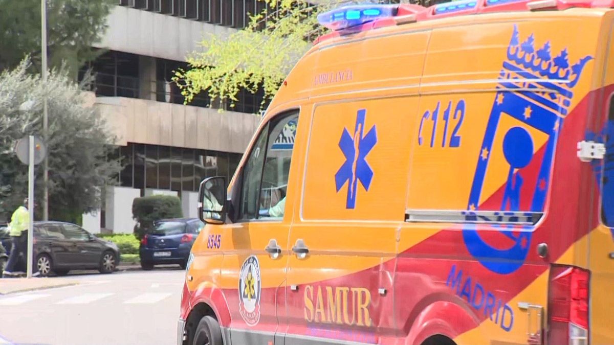 ambulancia-samur-2642020.jpg