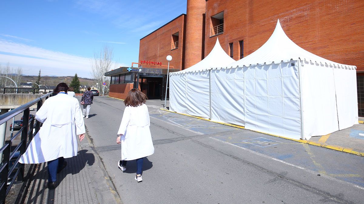 El Hospital consigue bajar de los 30 ingresados. | ICAL