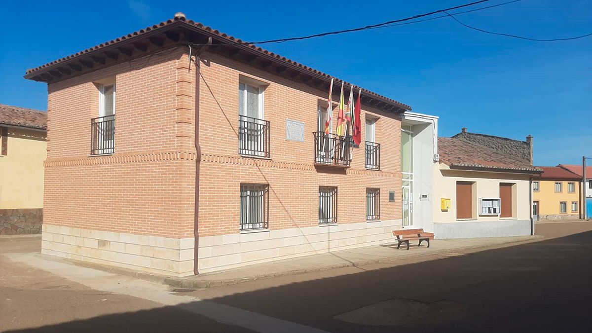 El Ayuntamiento de Izagre, municipio de León que también pasa a la fase 1.