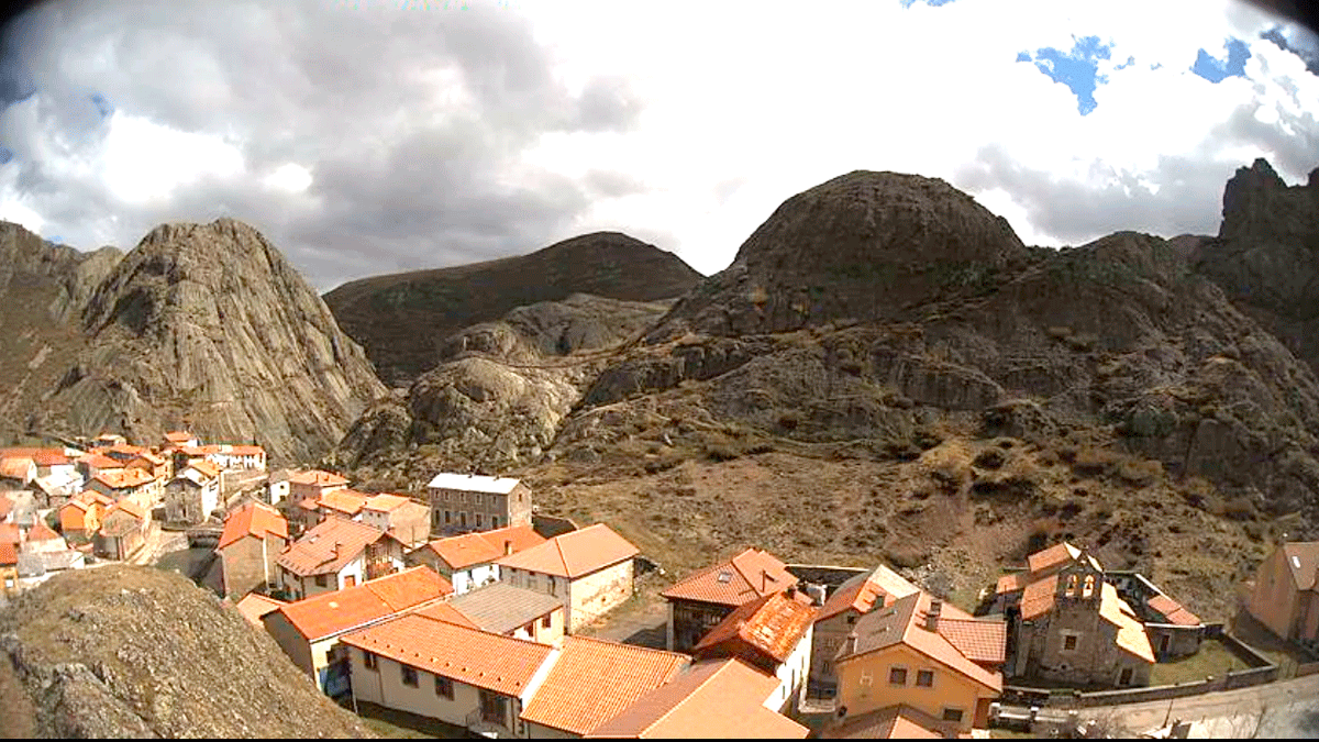 Vista del pueblo de Portilla de la Reina.
