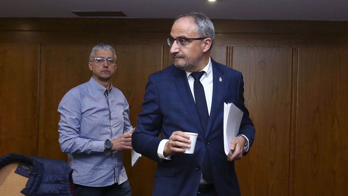 Olegario Ramón, en una imagen de archivo en el salón de plenos. | Ical Olegario Ramón, en una imagen de archivo en el salón de plenos. | Ical