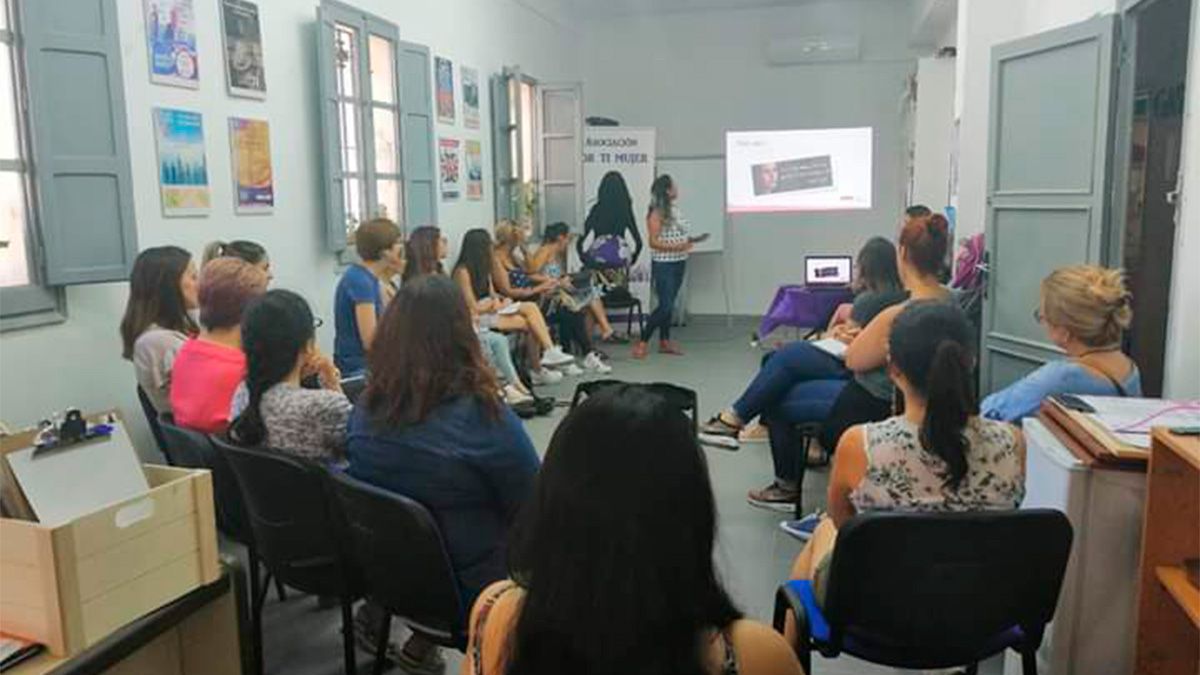 Uno de los talleres de Isadora Duncan, en su sede de Valencia, pero también se realizan habitualmente en León. | FB ISADORA DUNCAN