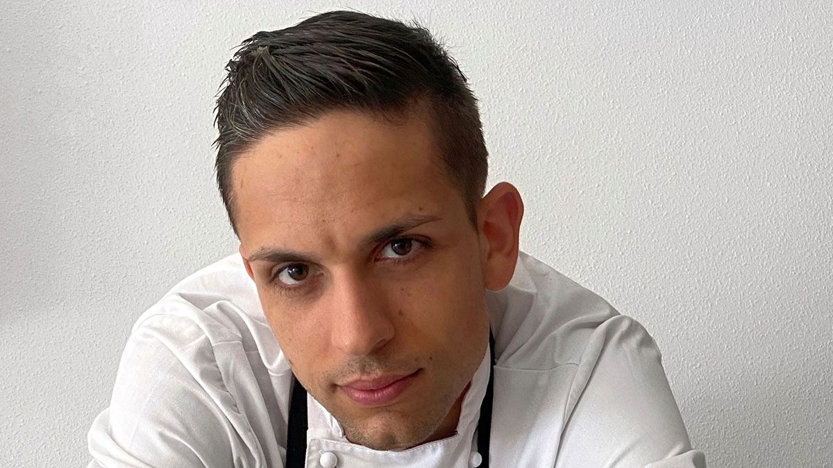 Alejandro García es el chef que ha conseguido aupar al botillo entre los diez finalistas. | ICAL