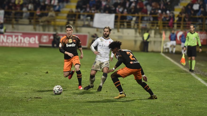 Antonio Martínez, durante un partido de esta temporada. | MAURICIO PEÑA