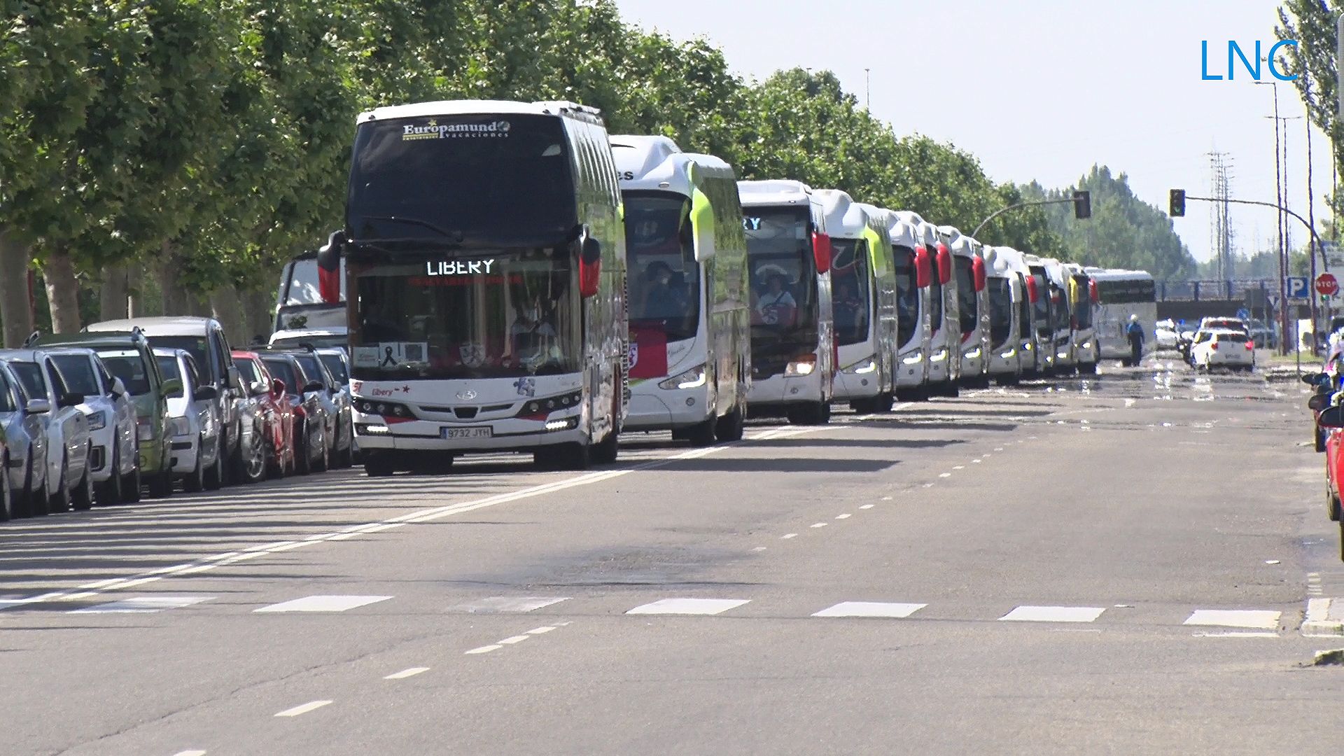 frame-10autobuses.jpg