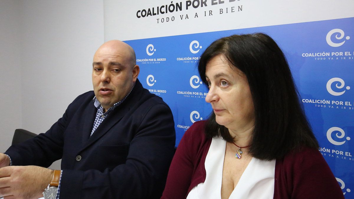 Secundina Vázquez, con el responsable de organización de CB, Pedro Quintana. | Ical