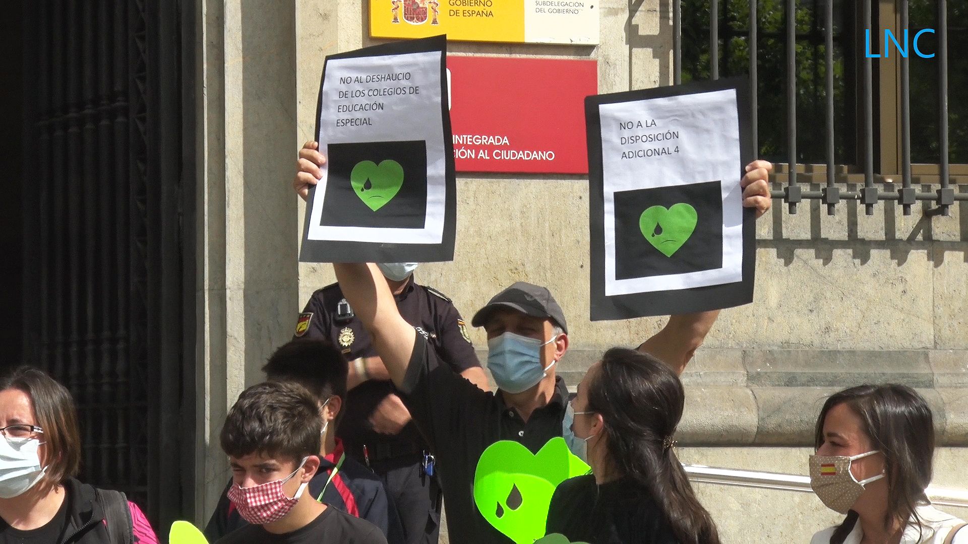 frame-17educacion.jpg