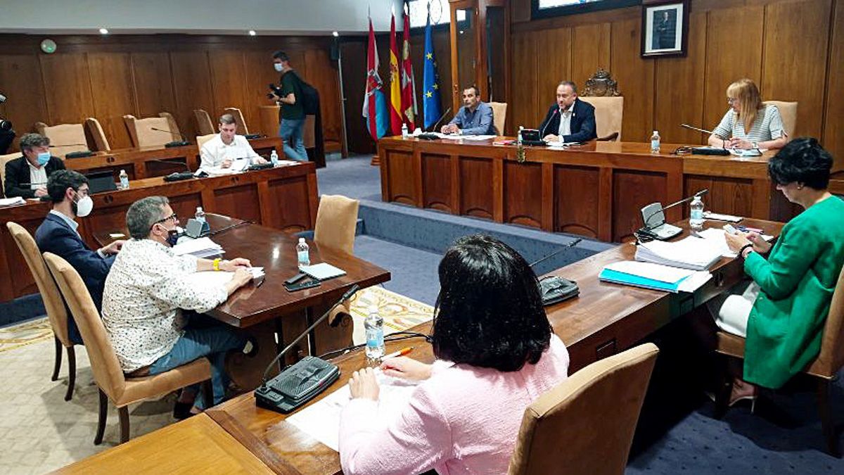 plenoconsejoen-ayto.jpg plenoconsejoen-ayto.jpg