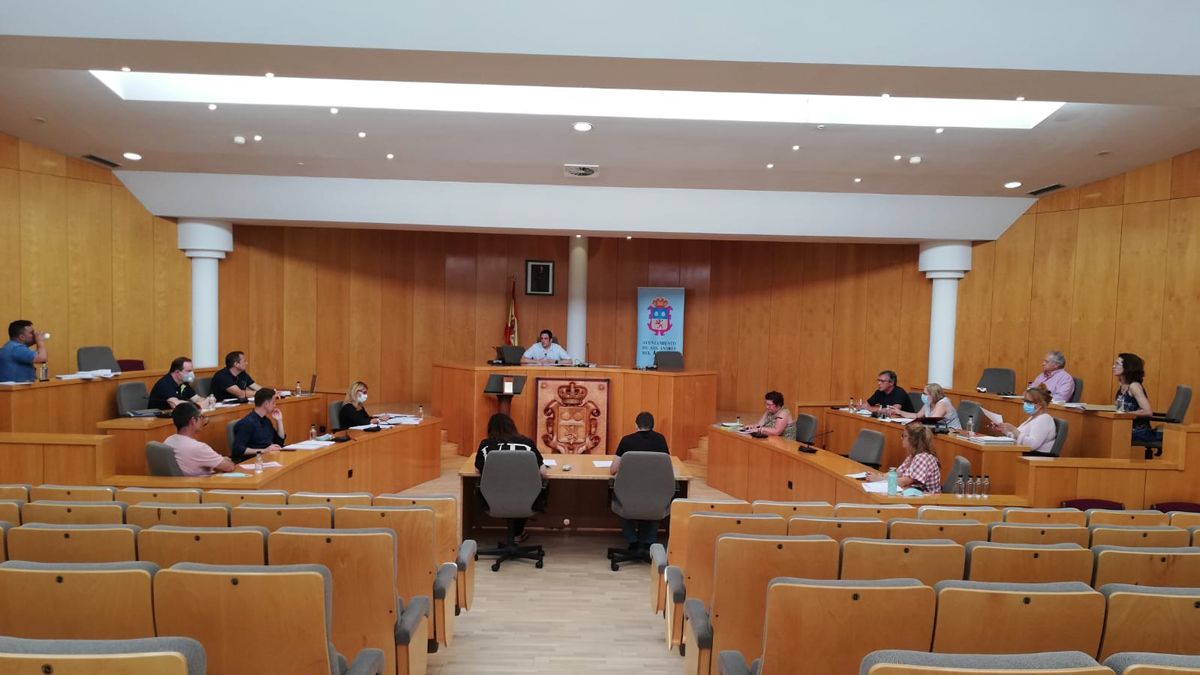 Un instante de la reunión de la Comisión de Hacienda. | L.N.C.