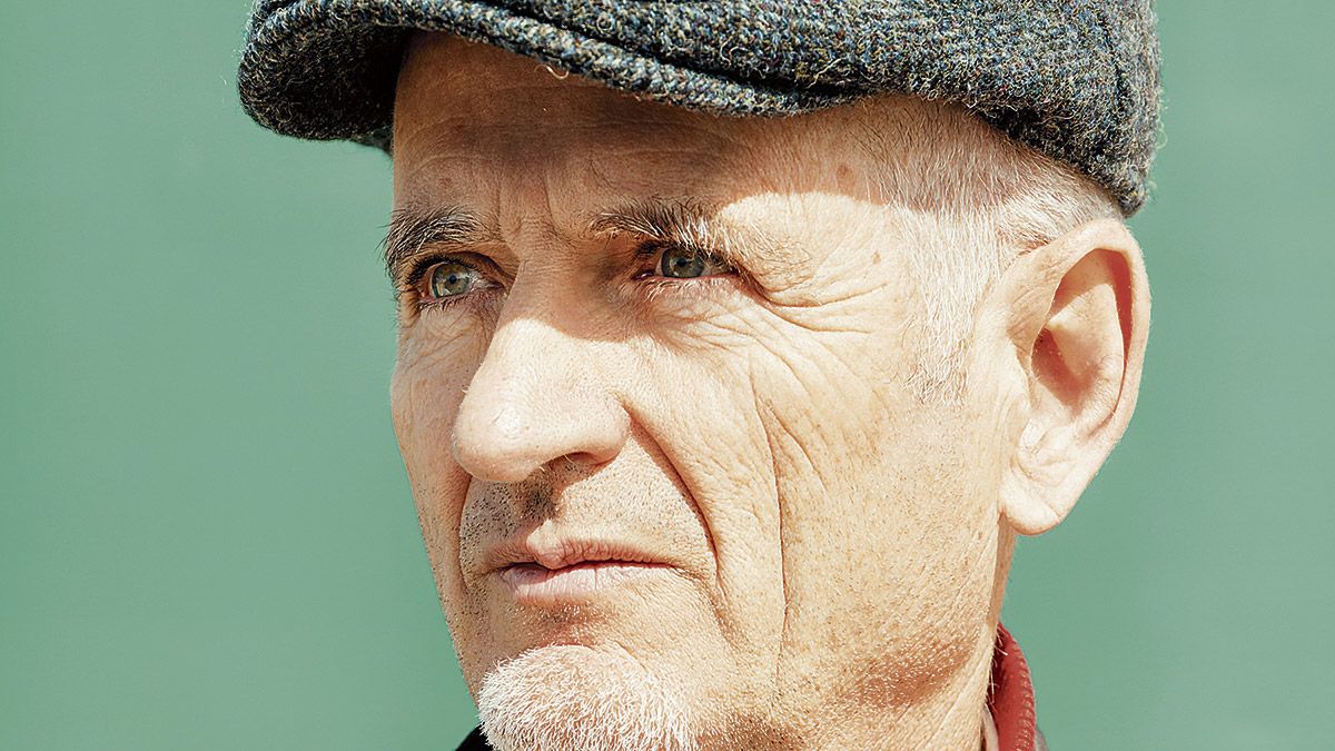 José Pedro Pedreira firma en ‘Al aire libros’ | CRISTINA PEDREIRA