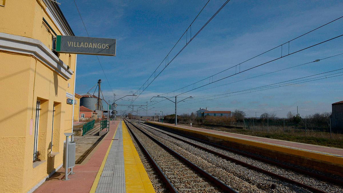 villadangos-ramal-ferroviario-1772020.jpg villadangos-ramal-ferroviario-1772020.jpg