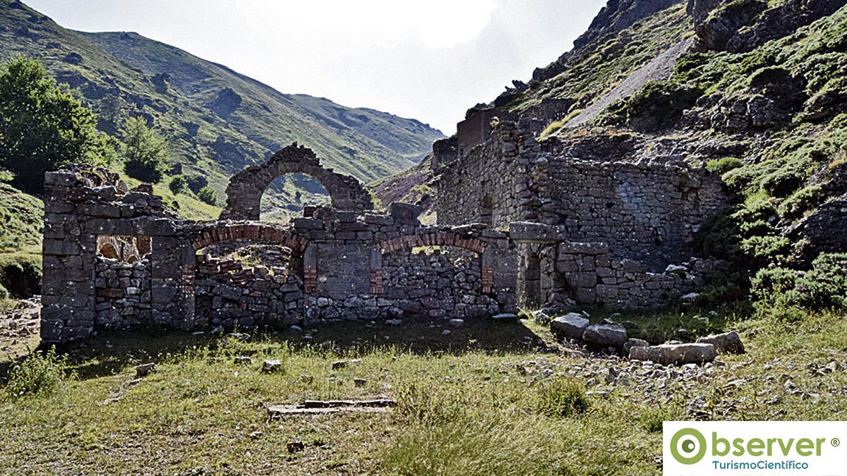 En la mina La Divina Providencia de Villanueva de Pontedo descubrieron en 1920 los científicos británicos Schoeller y Powell la llamada Villamaninita.