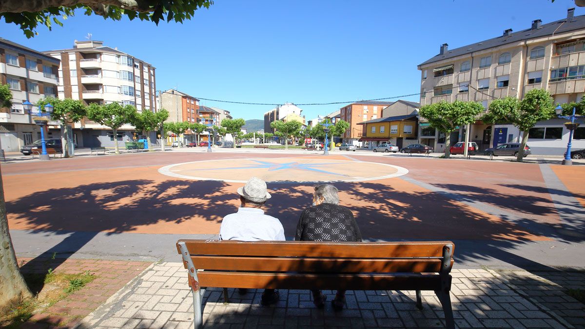La plaza Santa Bárbara de Bembibre, en una imagen de archivo. | Ical
