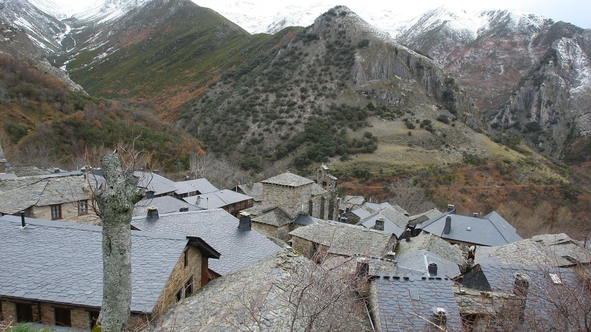 Imagen de la localidad de Peñalba de Santiago, uno de los lugares emblemáticos de La Tebaida. | L.N.C.