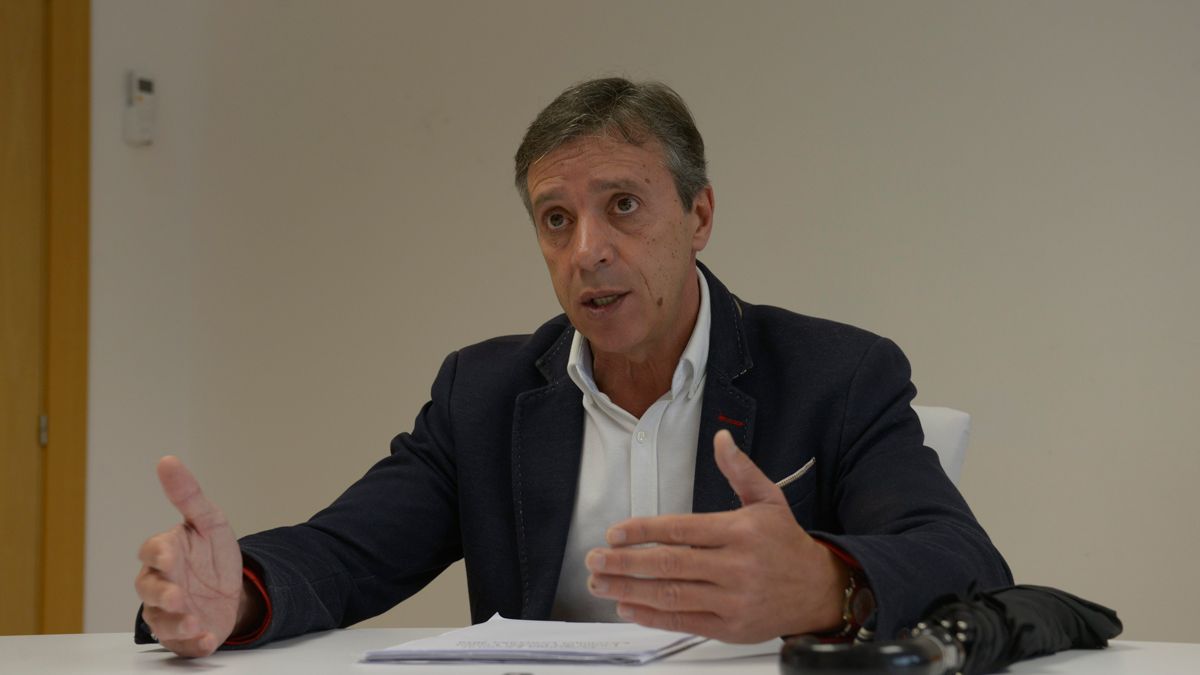 El portavoz de UPL en el Ayuntamiento de San Andrés delRabanedo, Julio González Rivo. | MAURICIO PEÑA