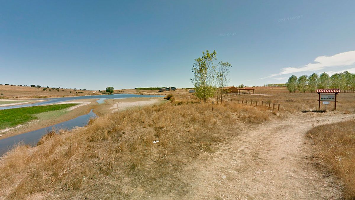 Paraje del embalse de la Tabla en Jiménez de Jamuz. | GOOGLE MAPS