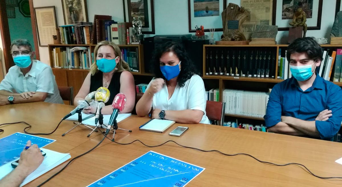 Rueda de prensa del IEB para presentar sus actividades y la nueva junta directiva. | MAR IGLESIAS