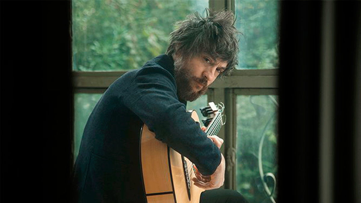 El productor, compositor y músico catalán Raül Refree acude este sábado a Cerezales del Condado con el álbum ‘La otra mitad’. | CÉSAR SARRA El productor, compositor y músico catalán Raül Refree acude este sábado a Cerezales del Condado con el álbum ‘La otra mitad’. | CÉSAR SARRA