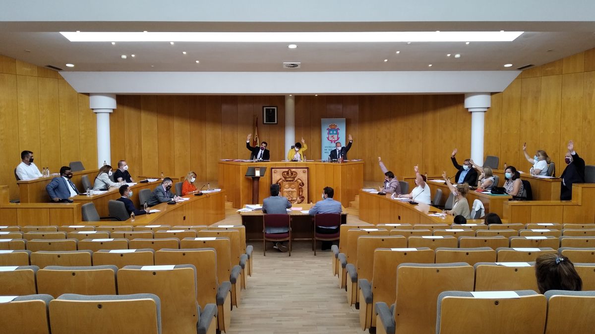 Momento en el que se aprobó el presupuesto para 2020 por parte de PSOE, Podemos y UPL. | L.N.C.