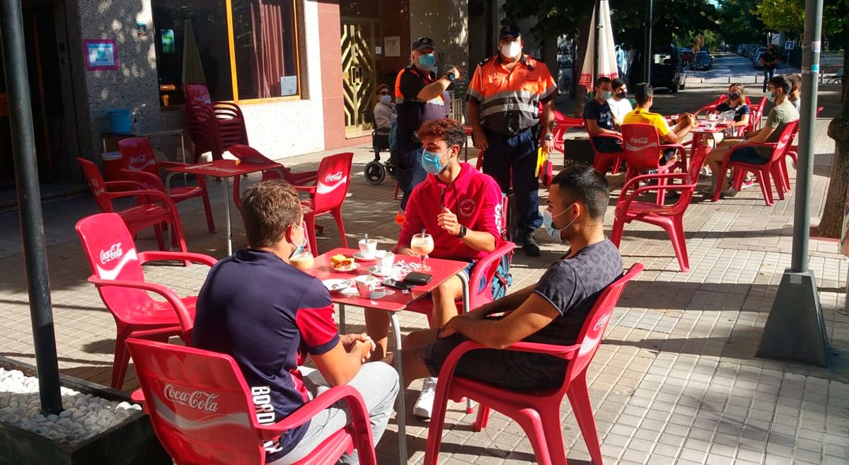 Protección Civil resolverá dudas que le presenten los ciudadanos sobre las medidas de seguridad frente a la pandemia.