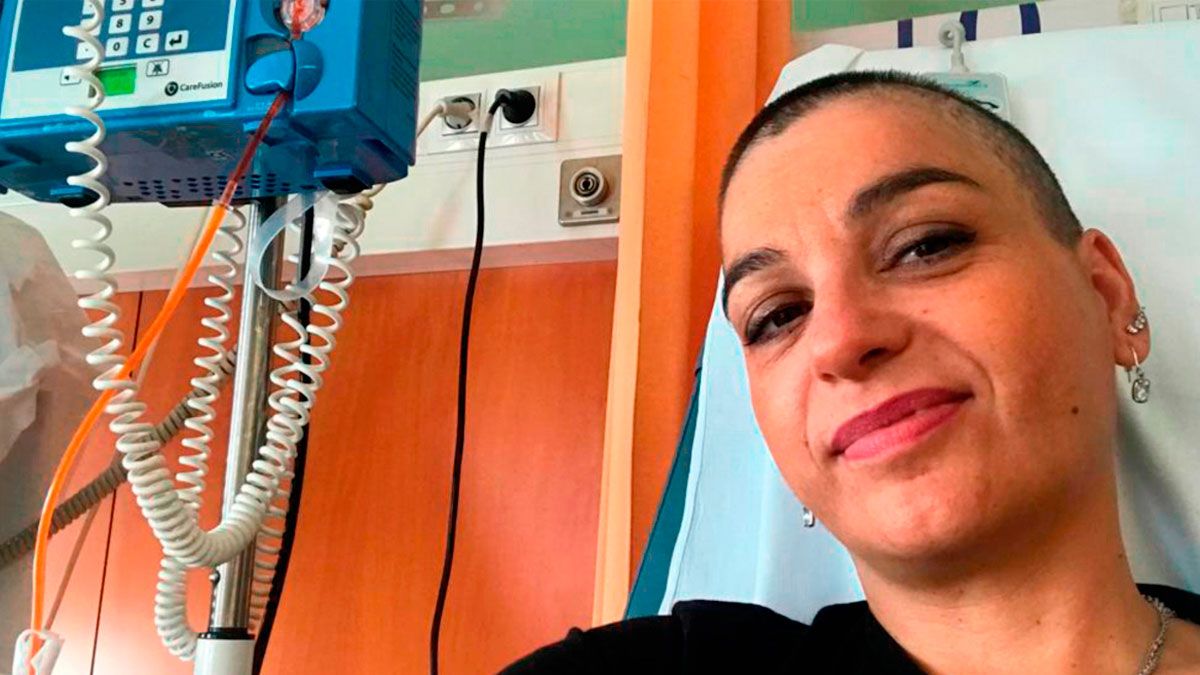 Eva Moreira al inicio de su lucha que aún sigue coleando para conseguir el servicio de radioterapia en la comarca. | L.N.C.