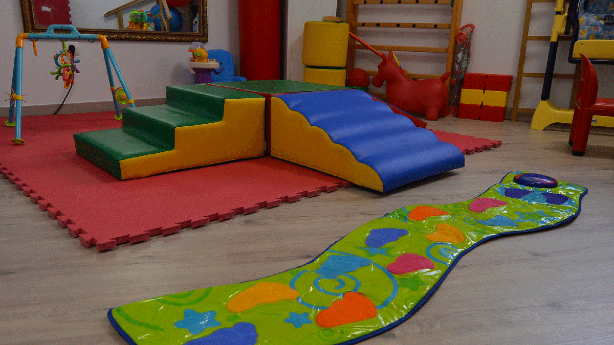 Imagen de una de las estancias del centro, equipado y decorado especialmente para los niños.