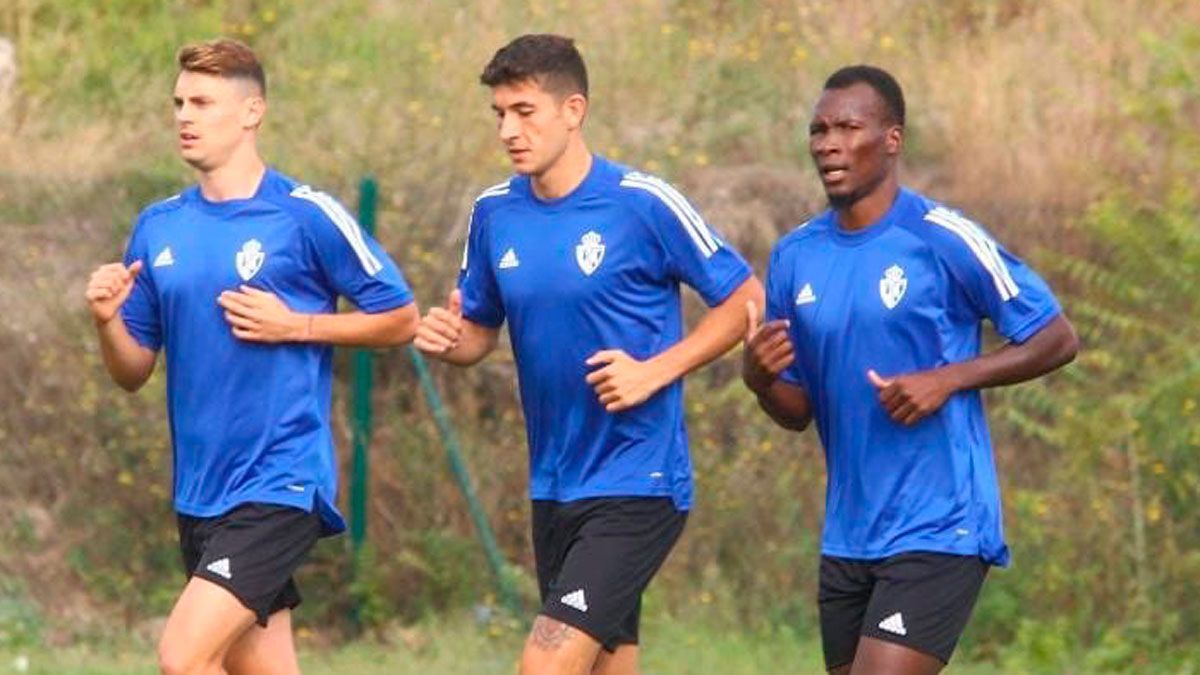 Imagen de la sesión de entrenamiento de este martes de la Deportiva. | SDP