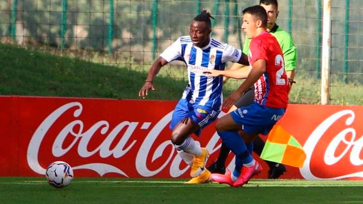 Moussa es uno de los fichajes de la Deportiva. | SDP Moussa es uno de los fichajes de la Deportiva. | SDP