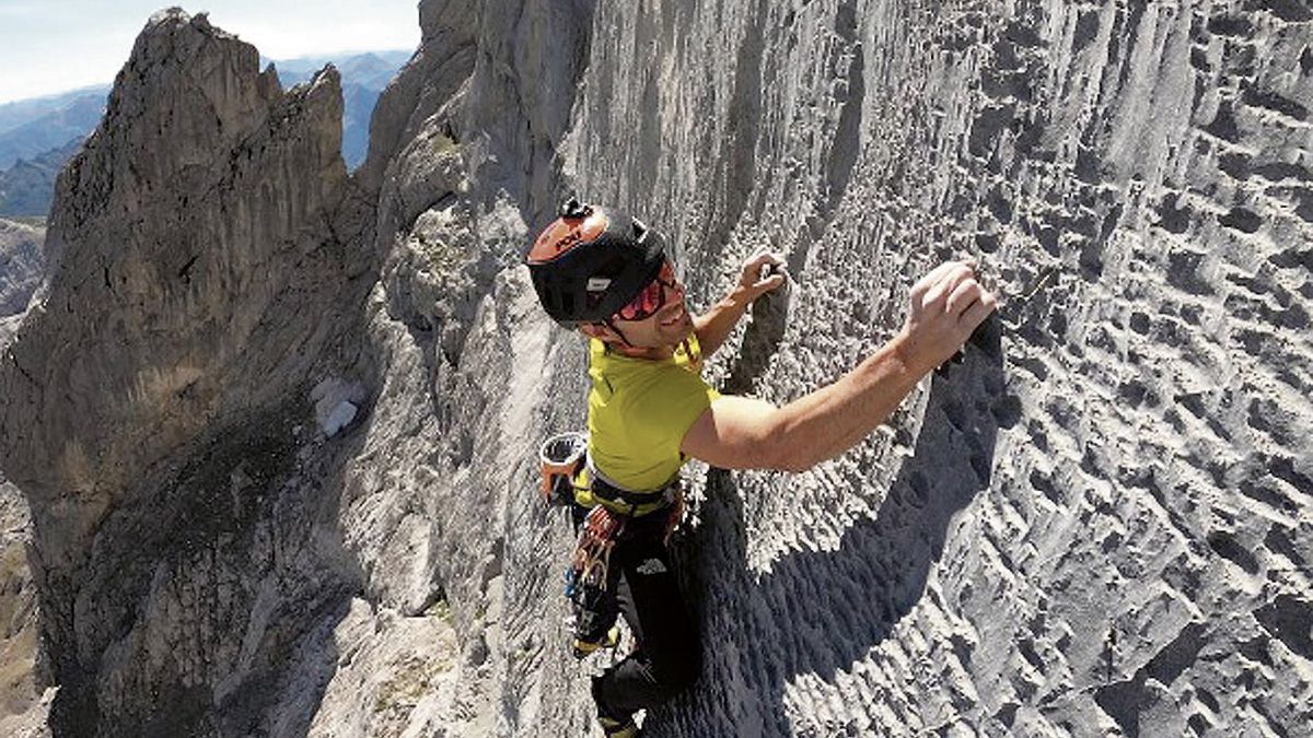 Hay puntos de la ascensión en los que sólo se podían agarrar con un dedo. | HERMANOS POU