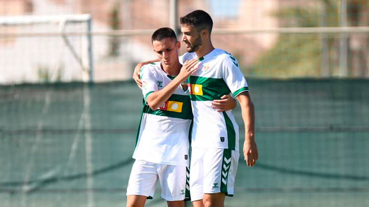 Claudio, a la derecha, durante esta pretemporada. | SONIA ARCOS