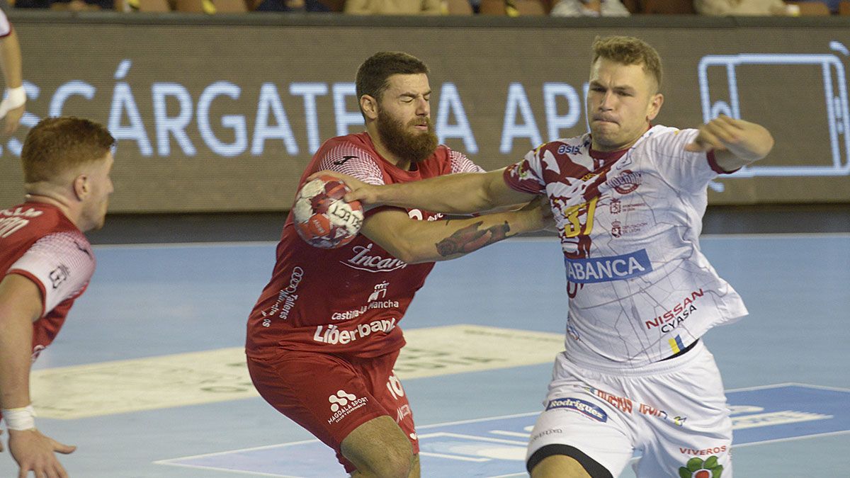 Kisselev, durante el partido frente al Cuenca. | MAURICIO PEÑA