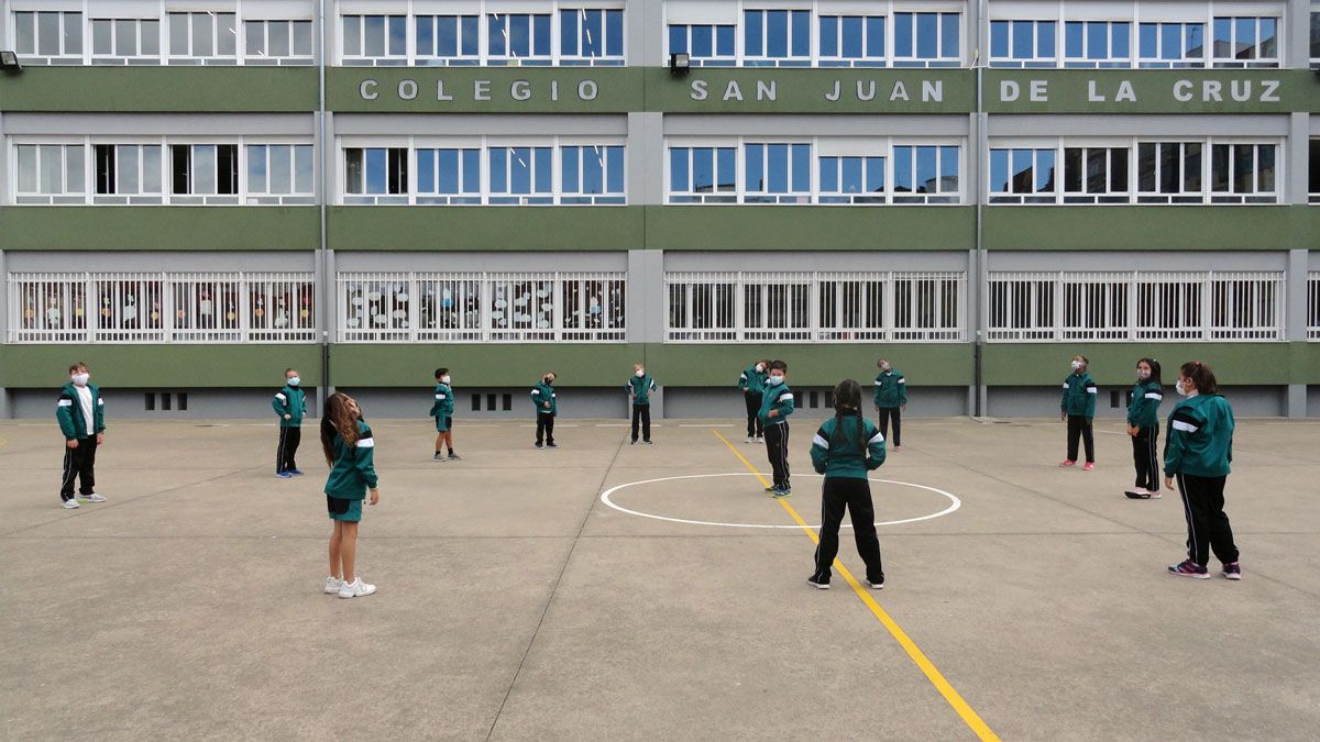 Clase de Educación Física en el colegio San Juan de la Cruz de León. | ICAL