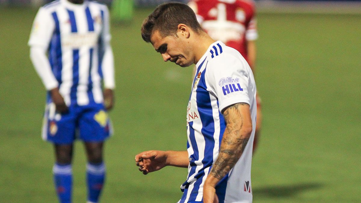 Kaxe se lamenta tras una acción frente al Cartagena. | IRINA RH