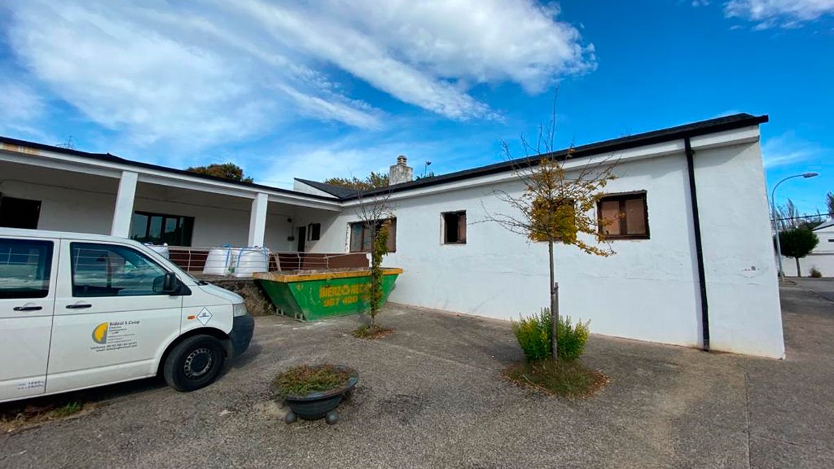 La Casa de la Maestra servirá para que la asociación vecinal realice actividades.