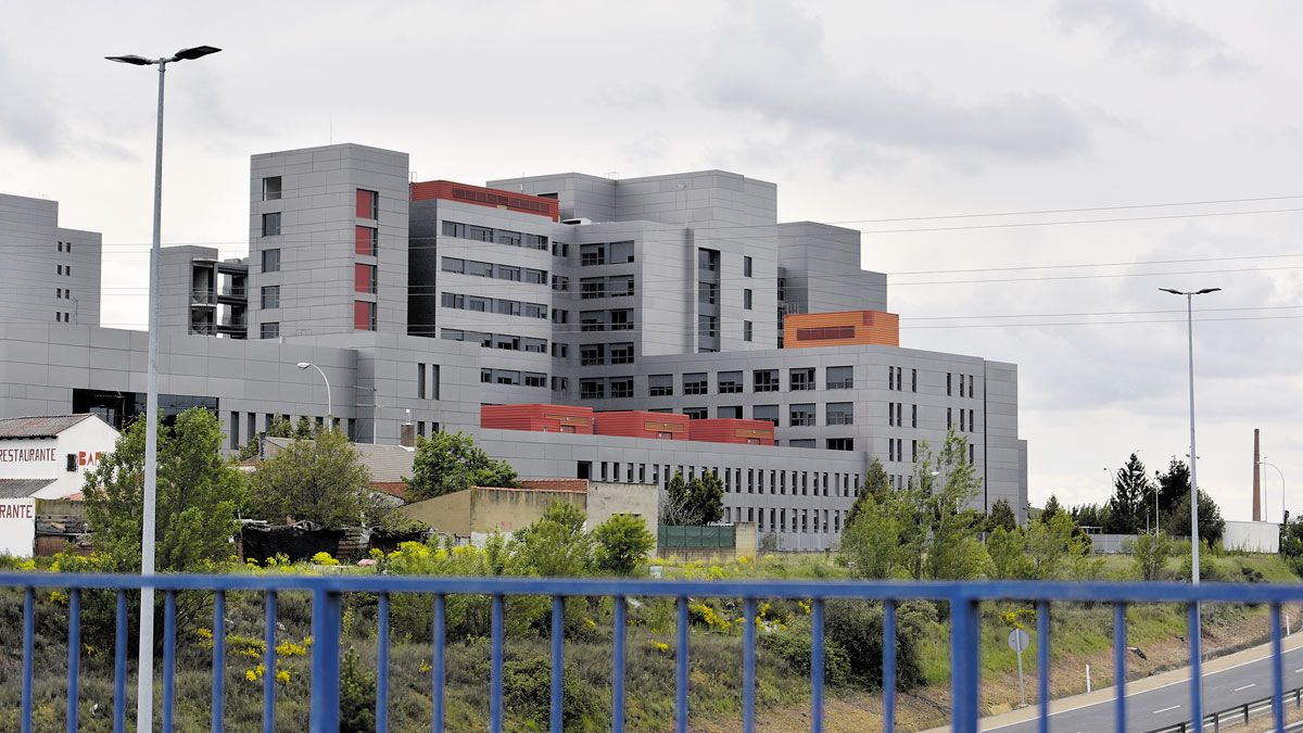 hospitales-leon-24102020.jpg