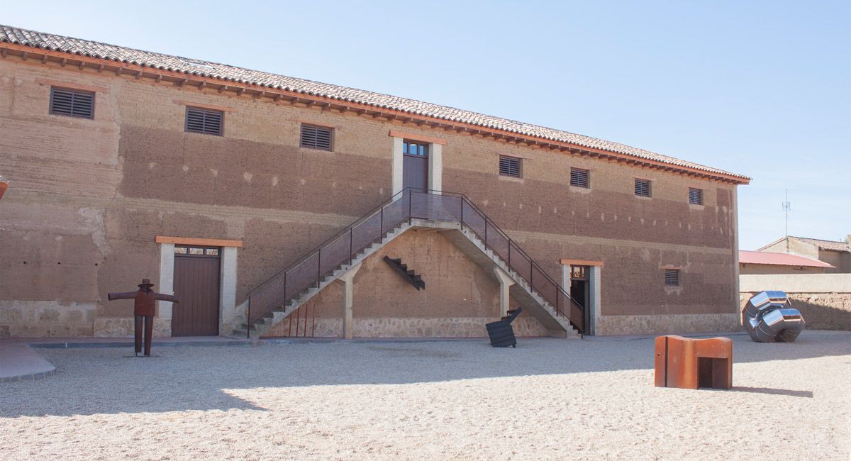 Fachada interior del edificio que en su día fue una panera. | T. GIGANTO