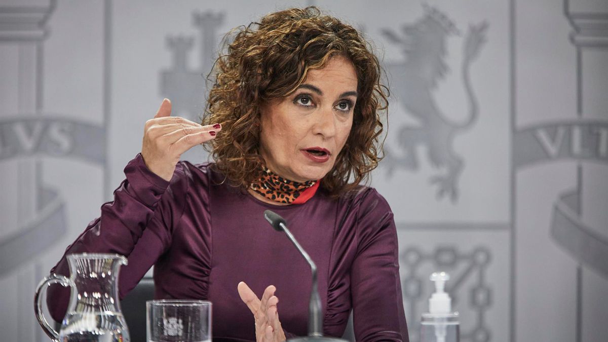 La ministra portavoz y de Hacienda, María Jesús Montero, durante una rueda de prensa. | E.P. La ministra portavoz y de Hacienda, María Jesús Montero, durante una rueda de prensa. | E.P.