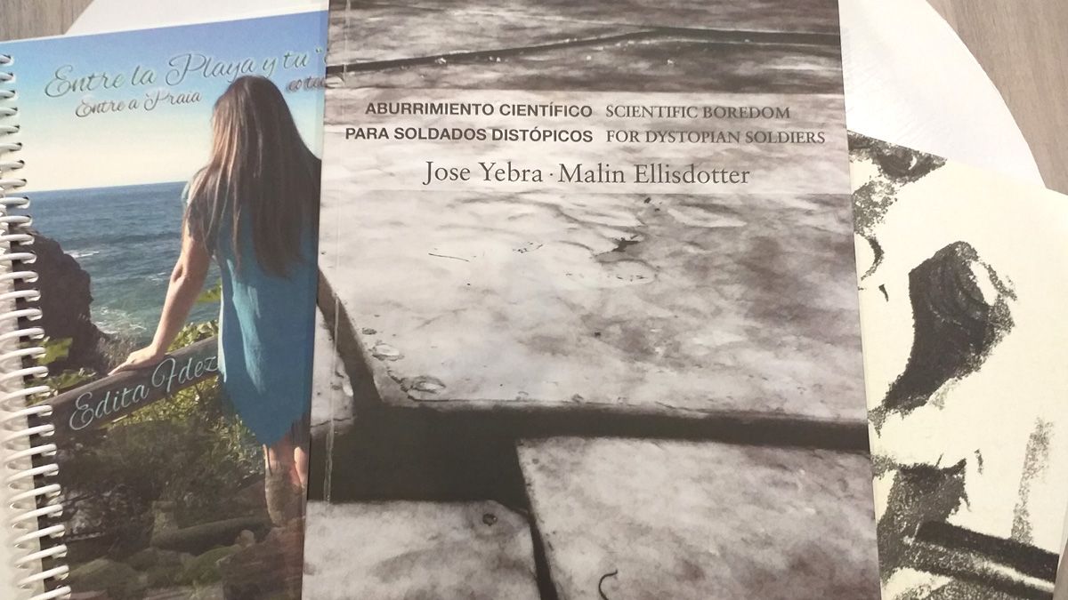 Portada del poemario ‘Aburrimiento científico para soldados distópicos’. Portada del poemario ‘Aburrimiento científico para soldados distópicos’.