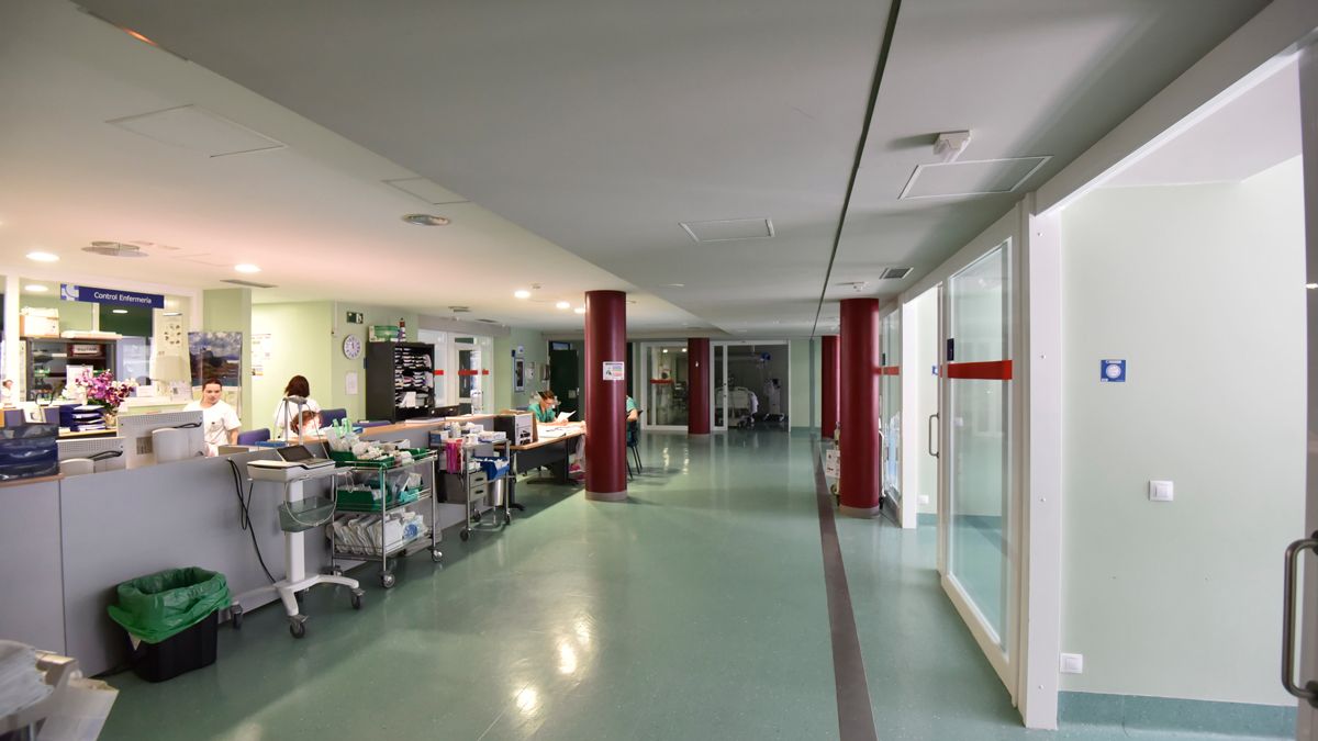 Mientras que en los hospitales de la provincia se han confirmado 813 muertos por covid-19 hasta el momento, según el INE fueron 831 hasta mayo. | SAÚL ARÉN