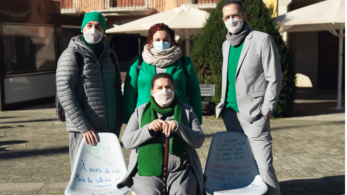 Integrantes del grupo Dinamia antes de una de sus actuaciones del Proyecto Faro.