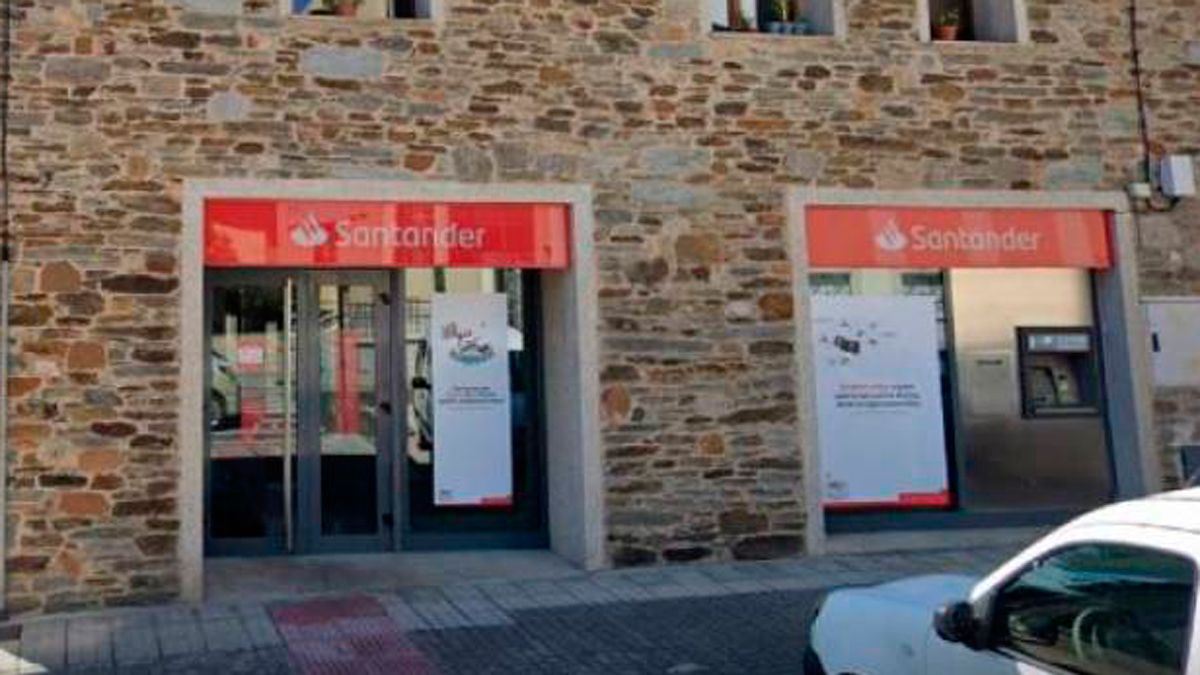 Imagen de las oficinas del Banco Santander en Cubillos.