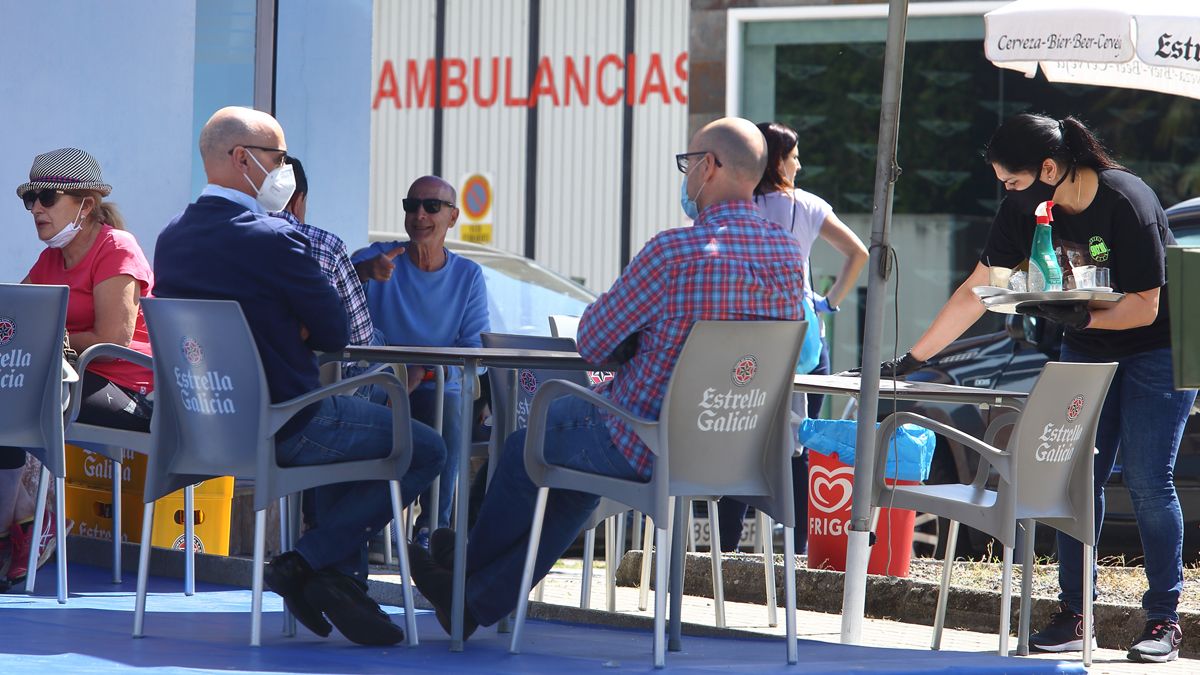 La hostelería echa cuentas de lo que le ha supuesto la pandemia y no le salen. | MAR IGLESIAS