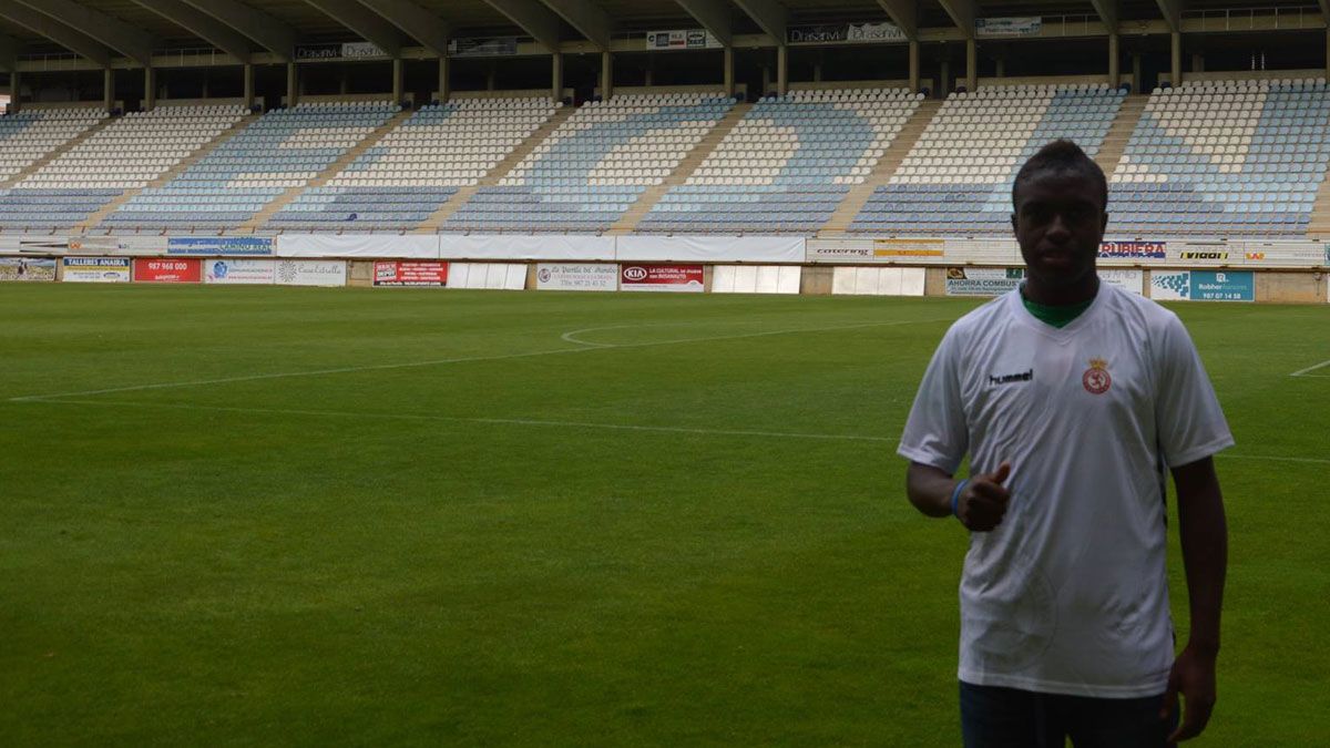 Jhegson Méndez con la camiseta de la Cultural. | L.N.C.