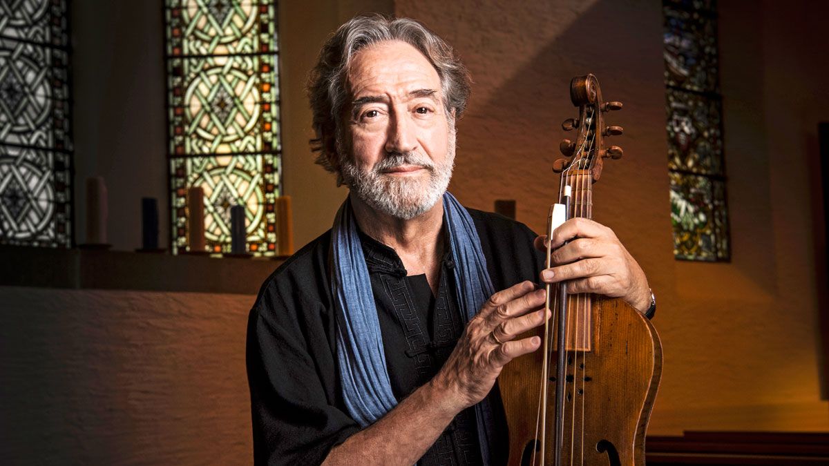 El reputado violagambista Jordi Savall será el encargado de inaugurar, un año más en el Auditorio, el XVIII Ciclo de Músicas Históricas de León. | GERI BORN